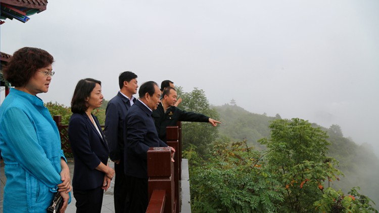 省市場監(jiān)督管理局黨組書記、局長王忠習(xí)調(diào)研金徽股份